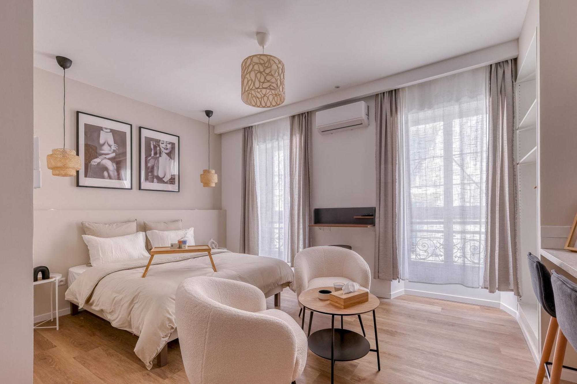 Short Time Suites Toulon Centre 4 Check-In Auto Buitenkant foto