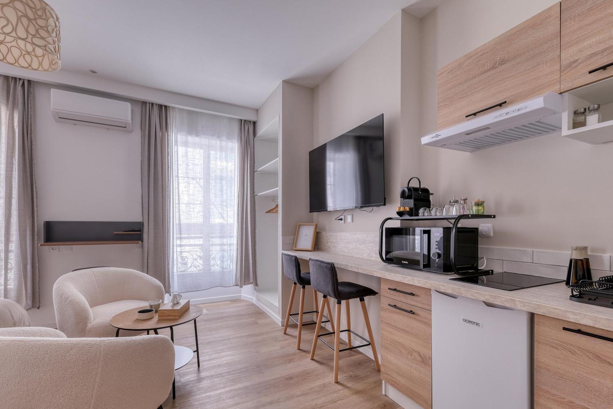 Short Time Suites Toulon Centre 4 Check-In Auto Buitenkant foto